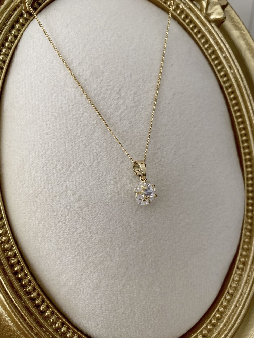 Özel Seri Minimal Prizma Taşlı Küre Kolye Gold
