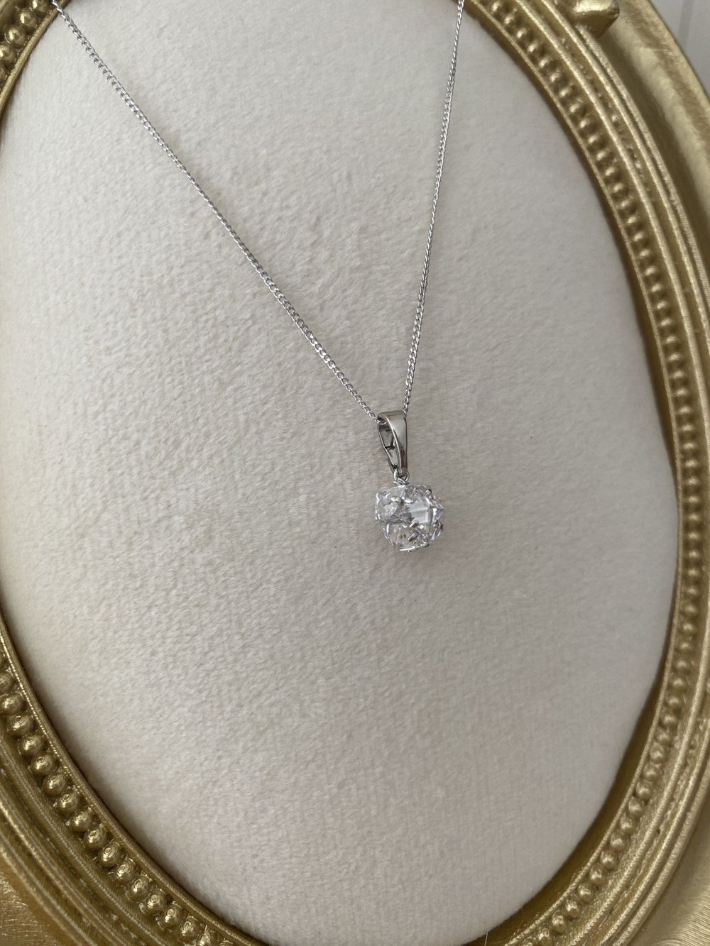 Özel Seri Minimal Prizma Taşlı Küre Model Kolye Silver