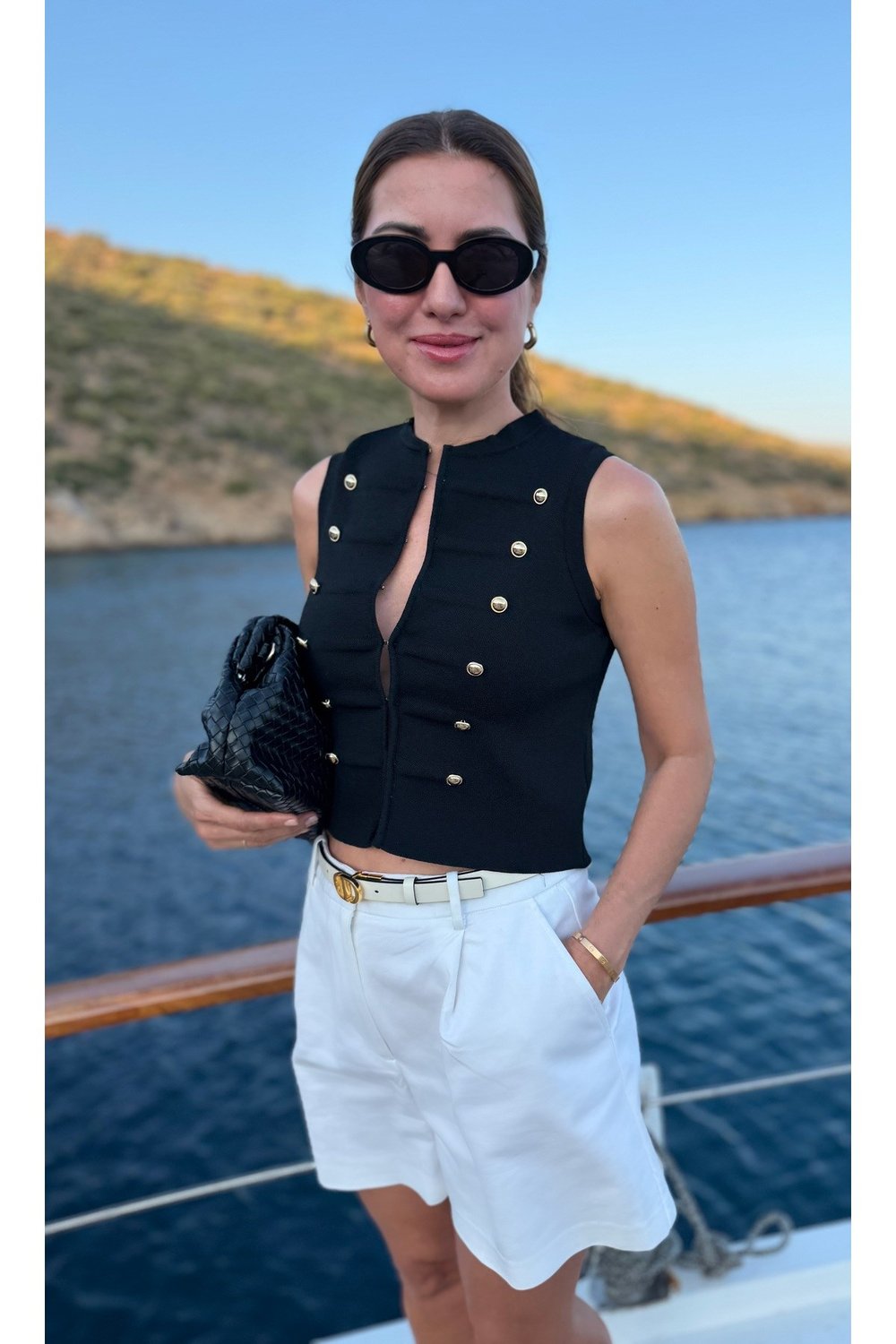 Düğme detaylı yelek bluz