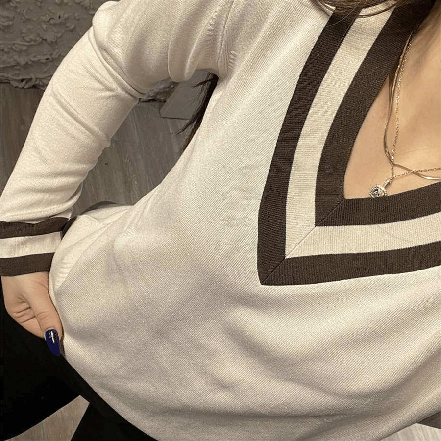 Yaka Detaylı Triko Bluz Krem
