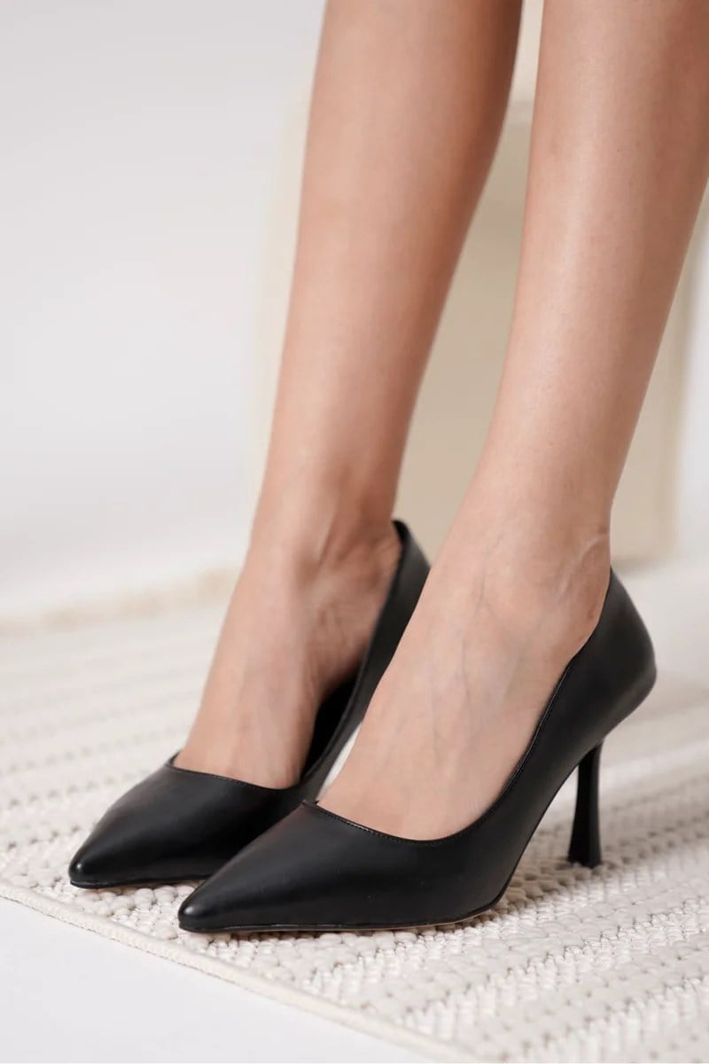 Kadın Mat Siyah Stiletto TR08MS26A