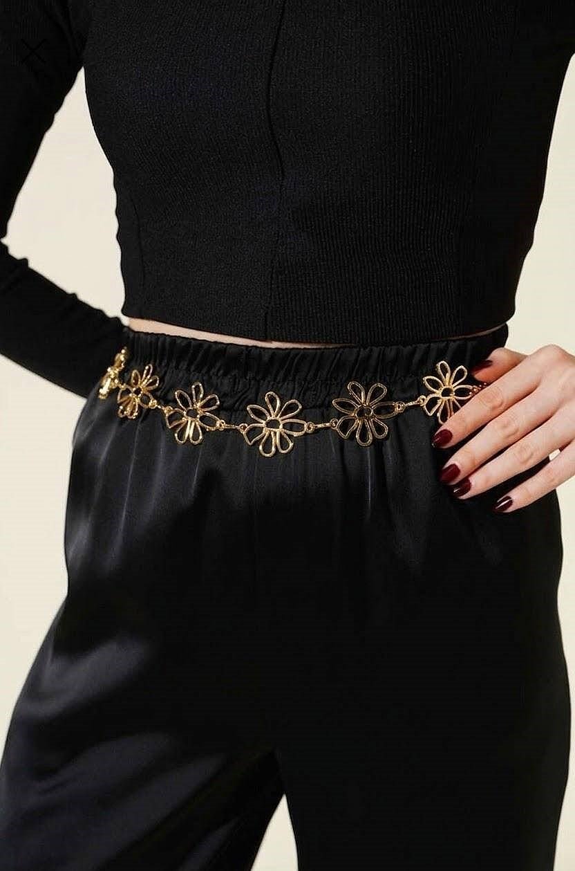 3lü Set  Altın Rengi Figürlü Metal Zincir Kemer – Çiçek, Madalyon ve Yıldız Desenli Bel Zinciri