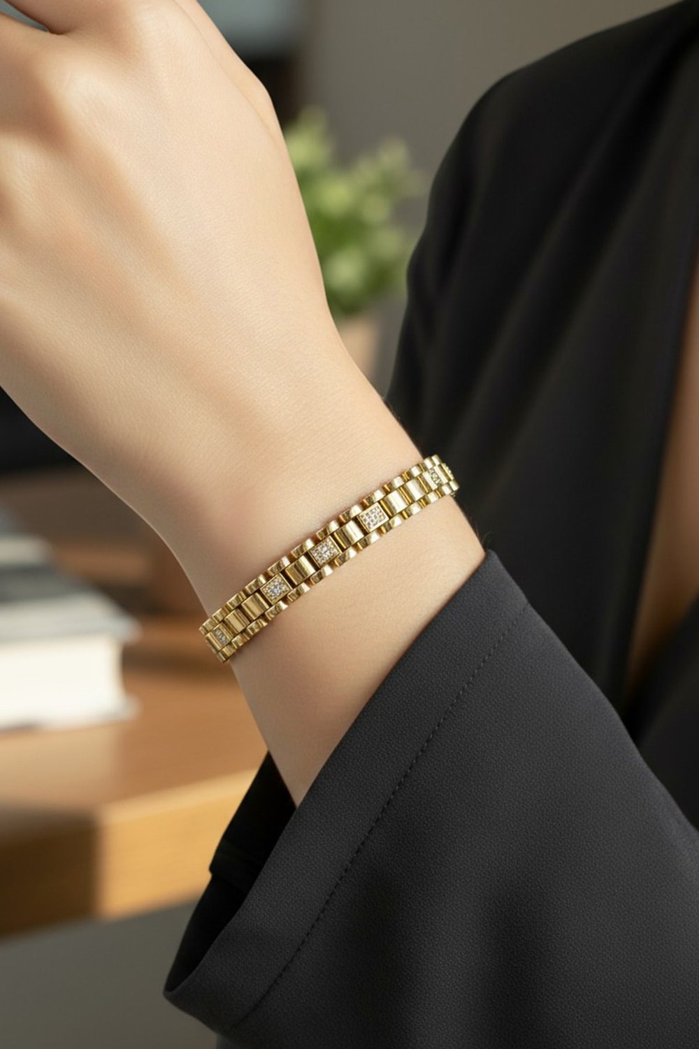 Wicker Model Xuping Non-Tarnish Bracelet – Gold | Stylish, Durable, and Exquisitely Textured Design