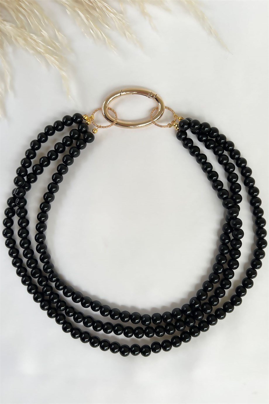 Design Black Color Pearl Necklace