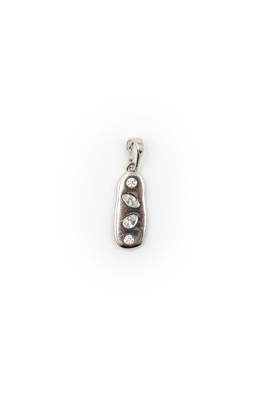 Zirkon Taş İşlemeli Kolye Ucu Gümüş – 2.8 cm, Mıhlama İşçilik