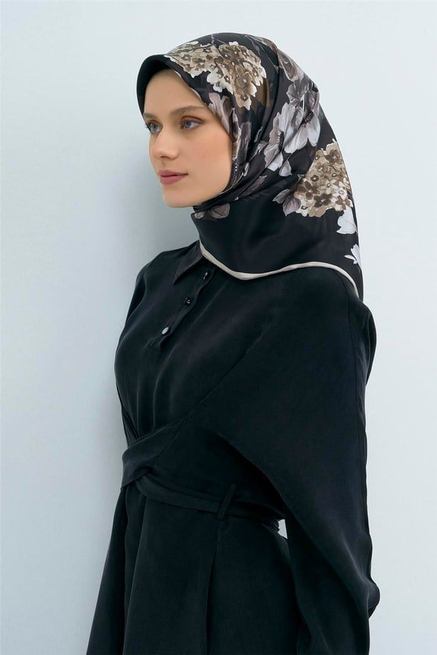 Armine İpek Eşarp 2026 Yaz 9520-01 Siyah