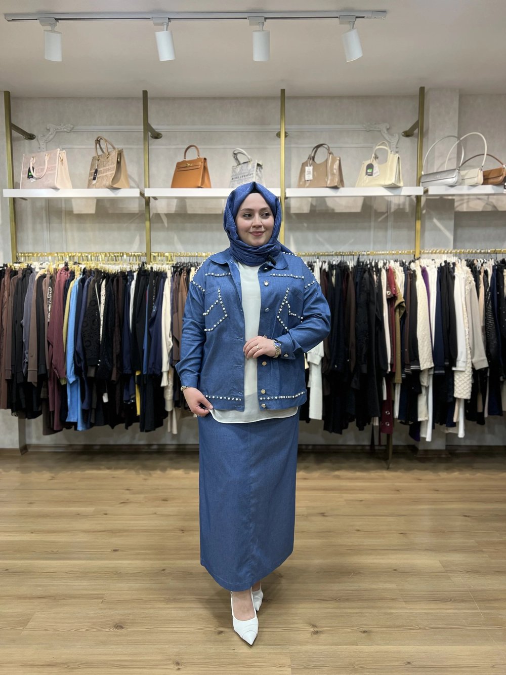 FATMA DANIŞMAN İncili Taşlı Etekli Takım