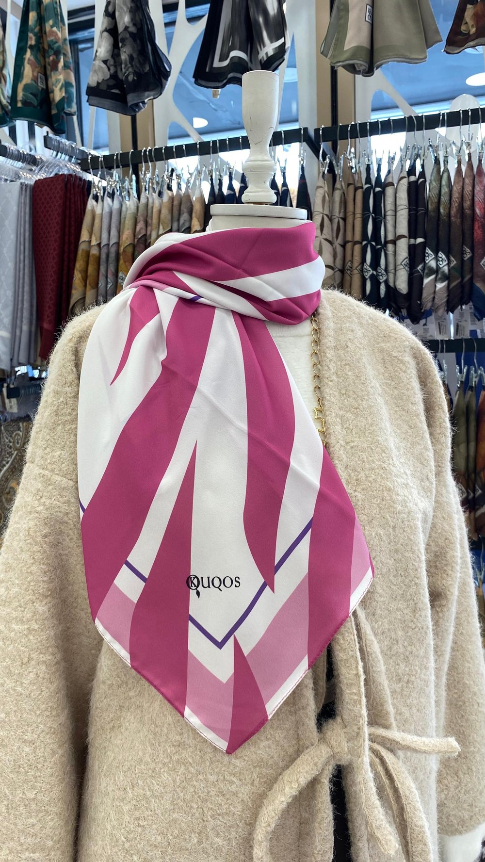dogal-izler-desenli-esarp-pembe-4710-4.webp