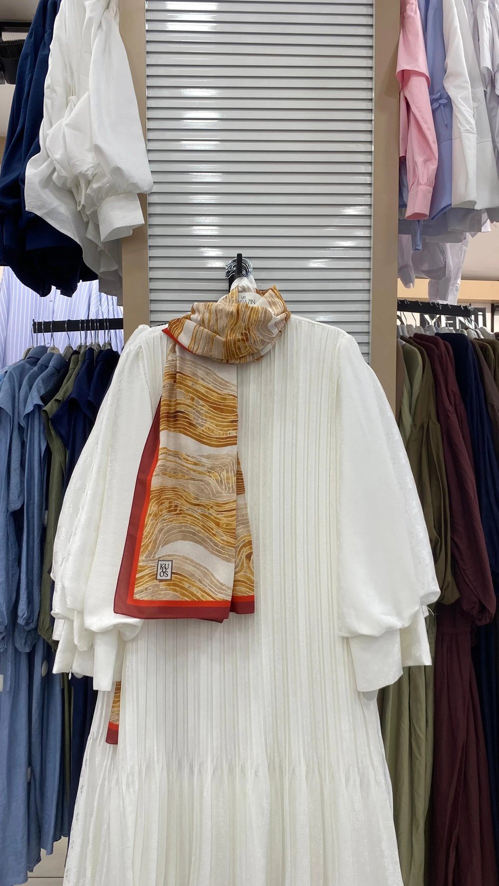 kirmizi-renk-gecisli-desenli-aqua-soft-d5a8-7.jpg