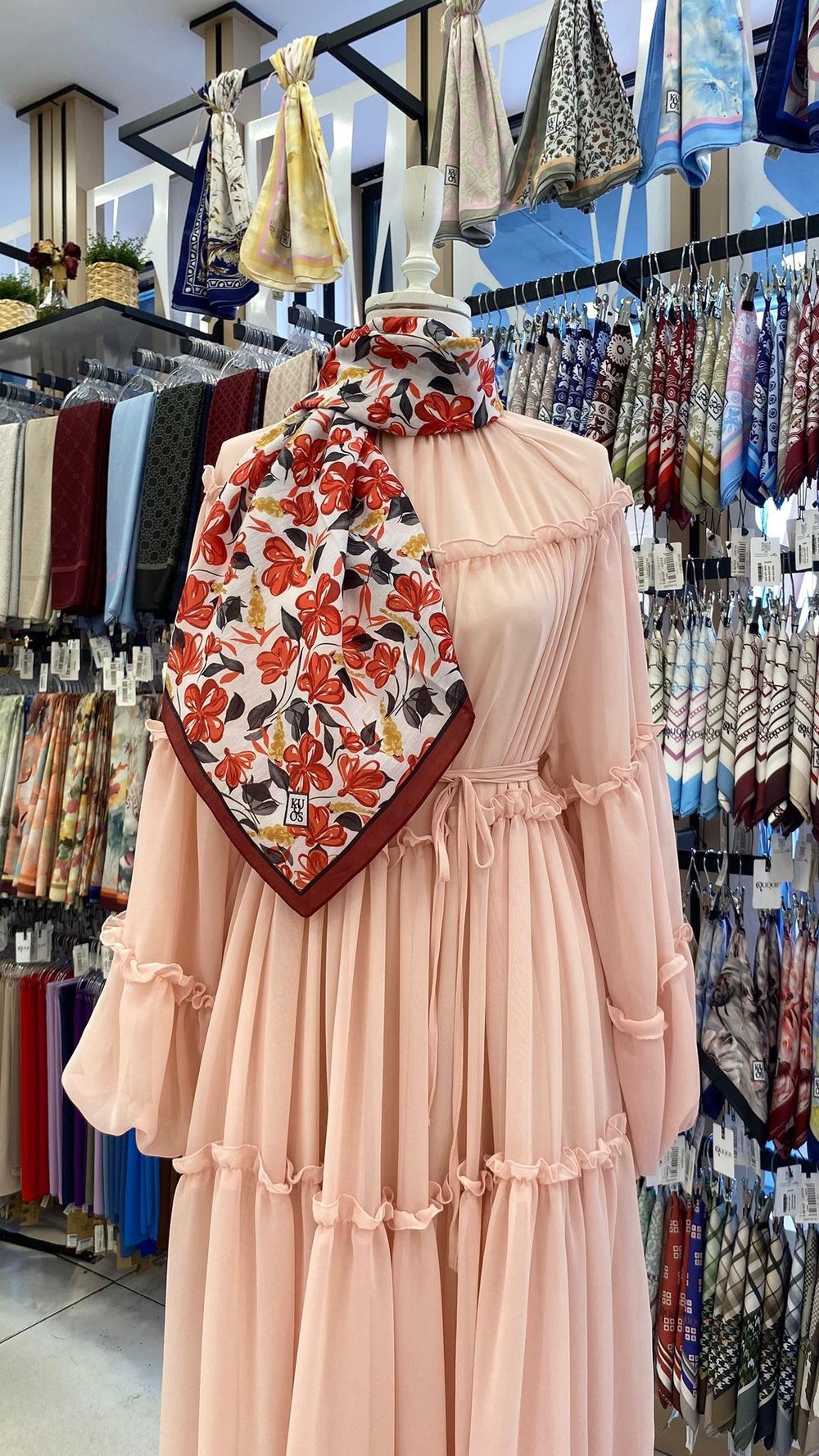 yaz-cicekleri-esarp-kirmizi-87-8a4.webp