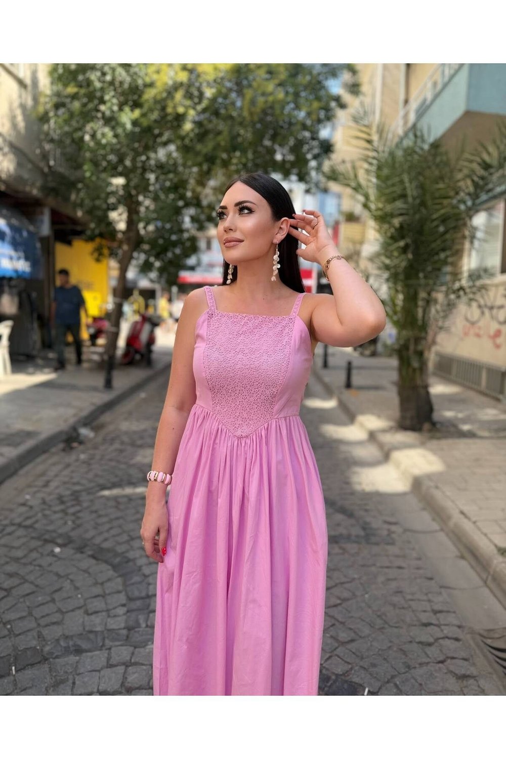 Fisto Detaylı Askılı Elbise