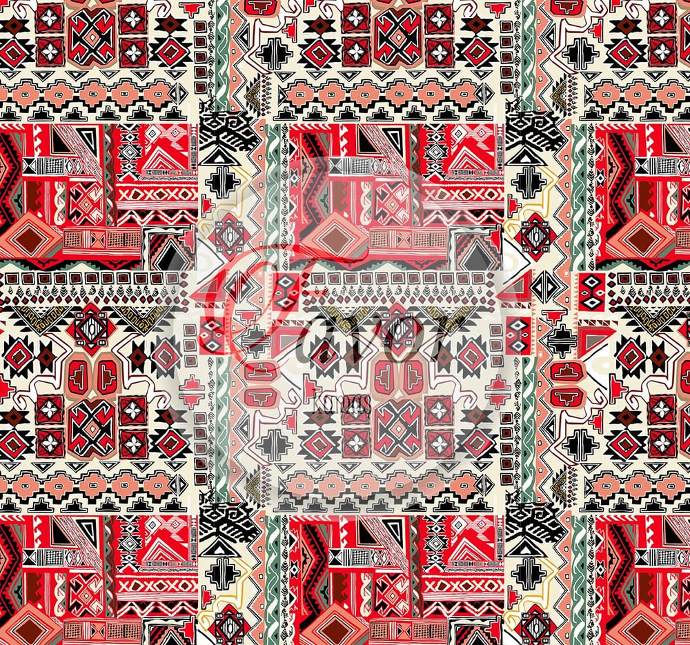 Kırmızı Tonlu Etnik Kilim Desenli Kumaş