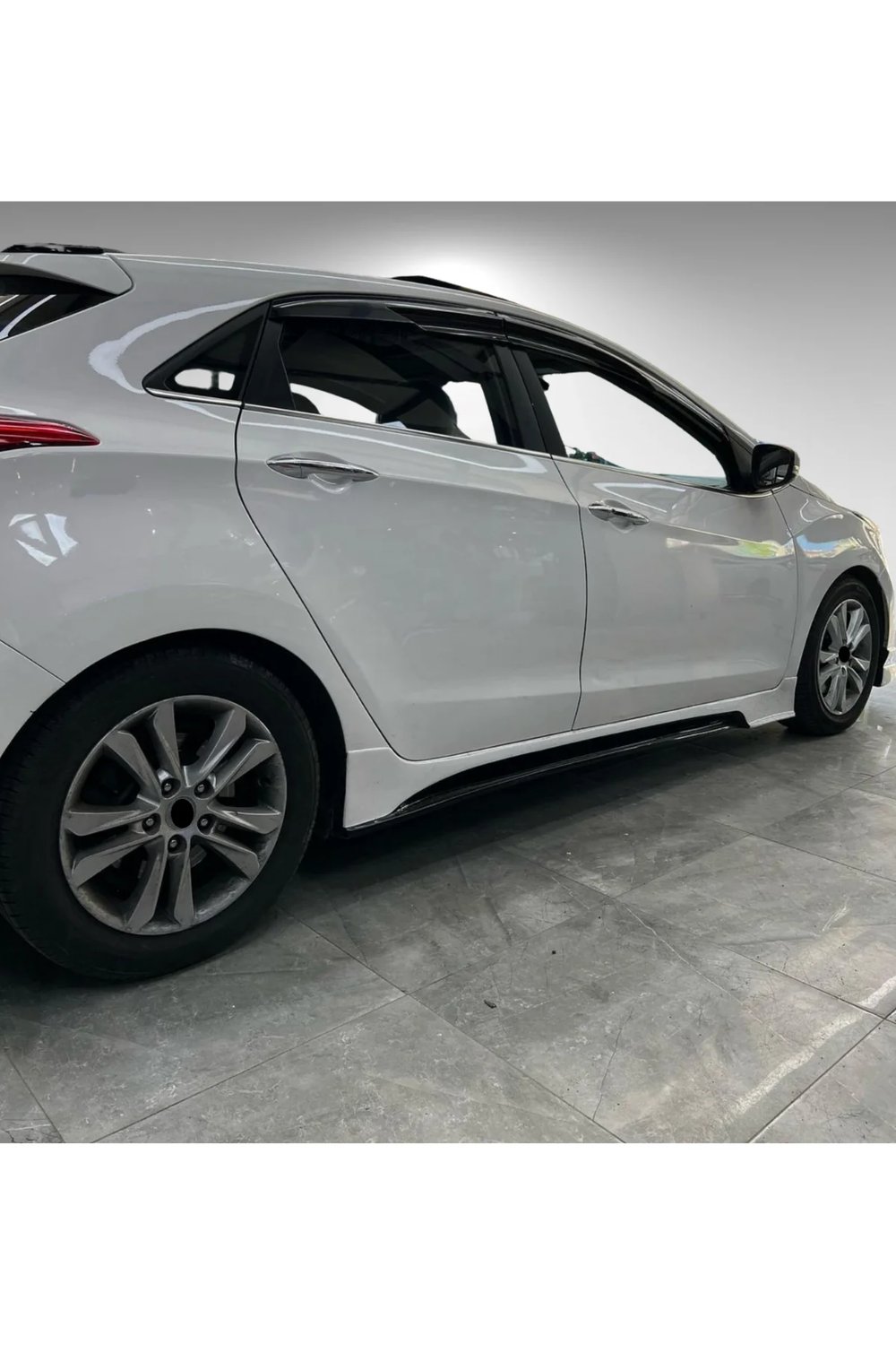 Hyundai İ30 Custom Yan Marşpiyel (Plastik)