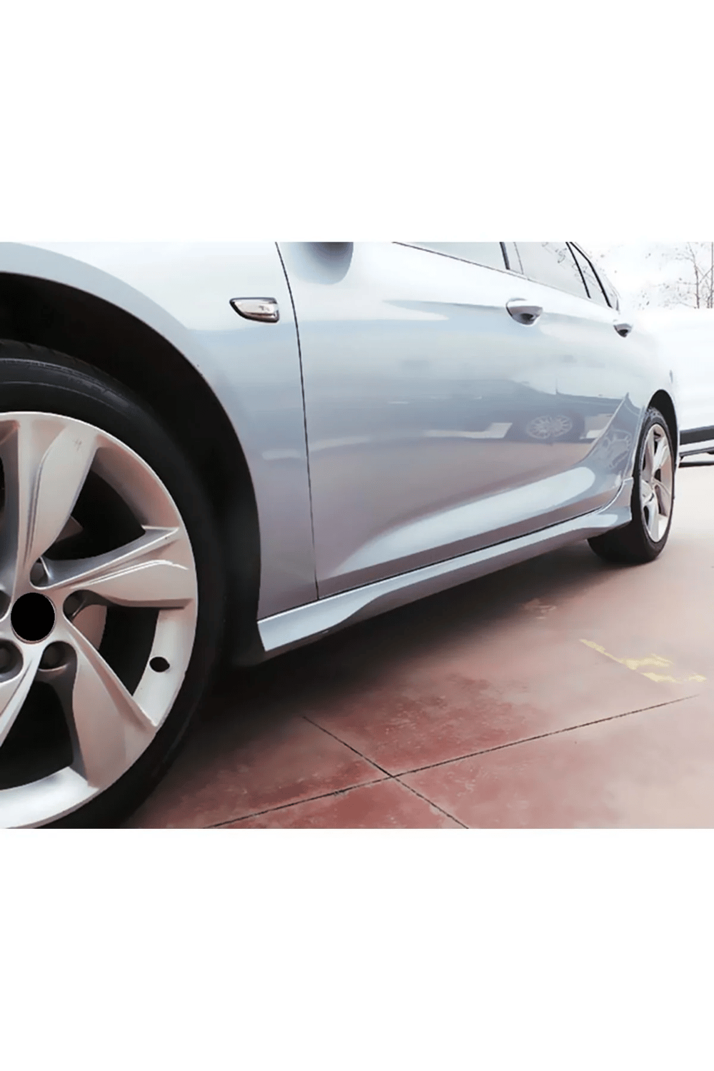 Opel İnsignia Yeni Kasa Grand Sport Marşpiyel (Plastik)