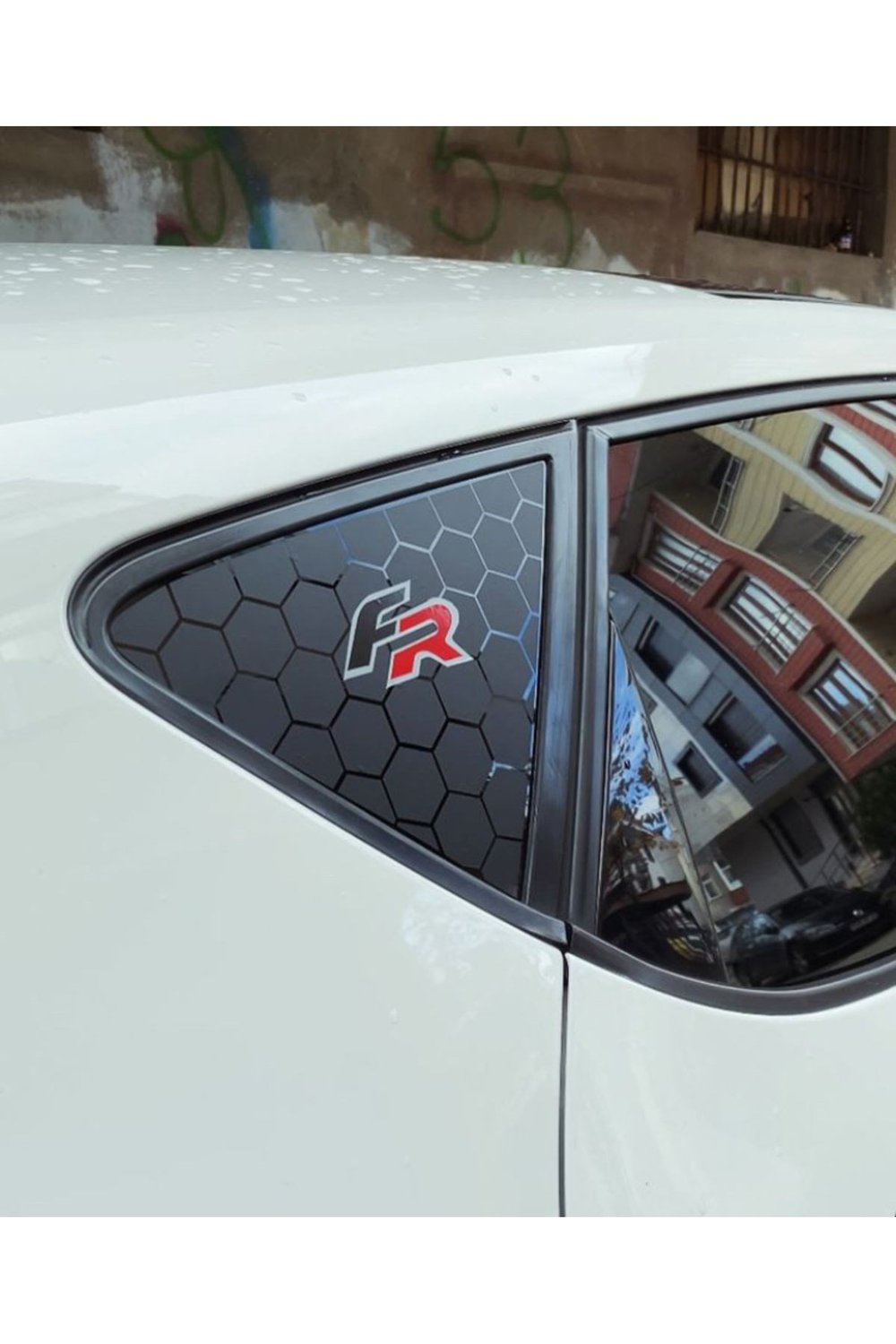 seat-leon-mk3-mk35-kelebek-cam-sticker-bfea-f.jpg