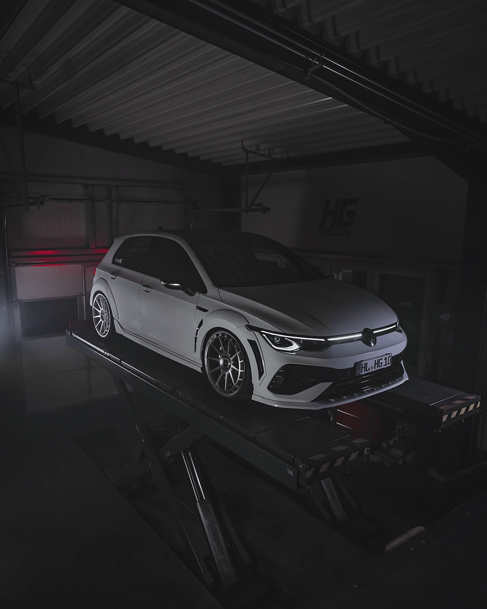volkswagen-golf-8-gti-clubsport-editio-f265bc.png