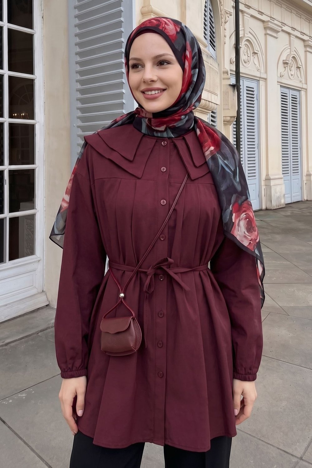 Bebe Yaka Düğmeli Bordo Tunik