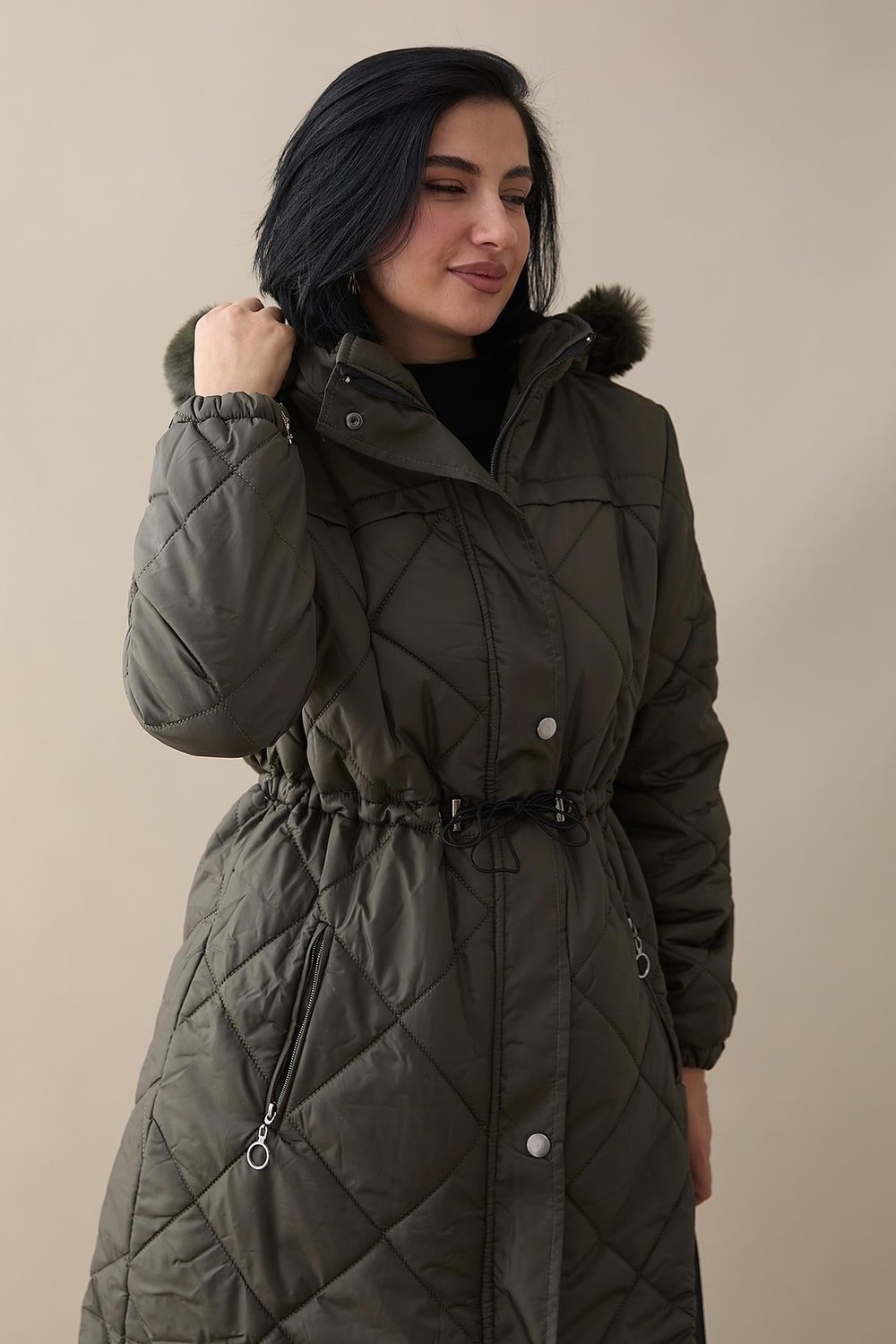 Beli Büzgülü Kapitone Mont Haki