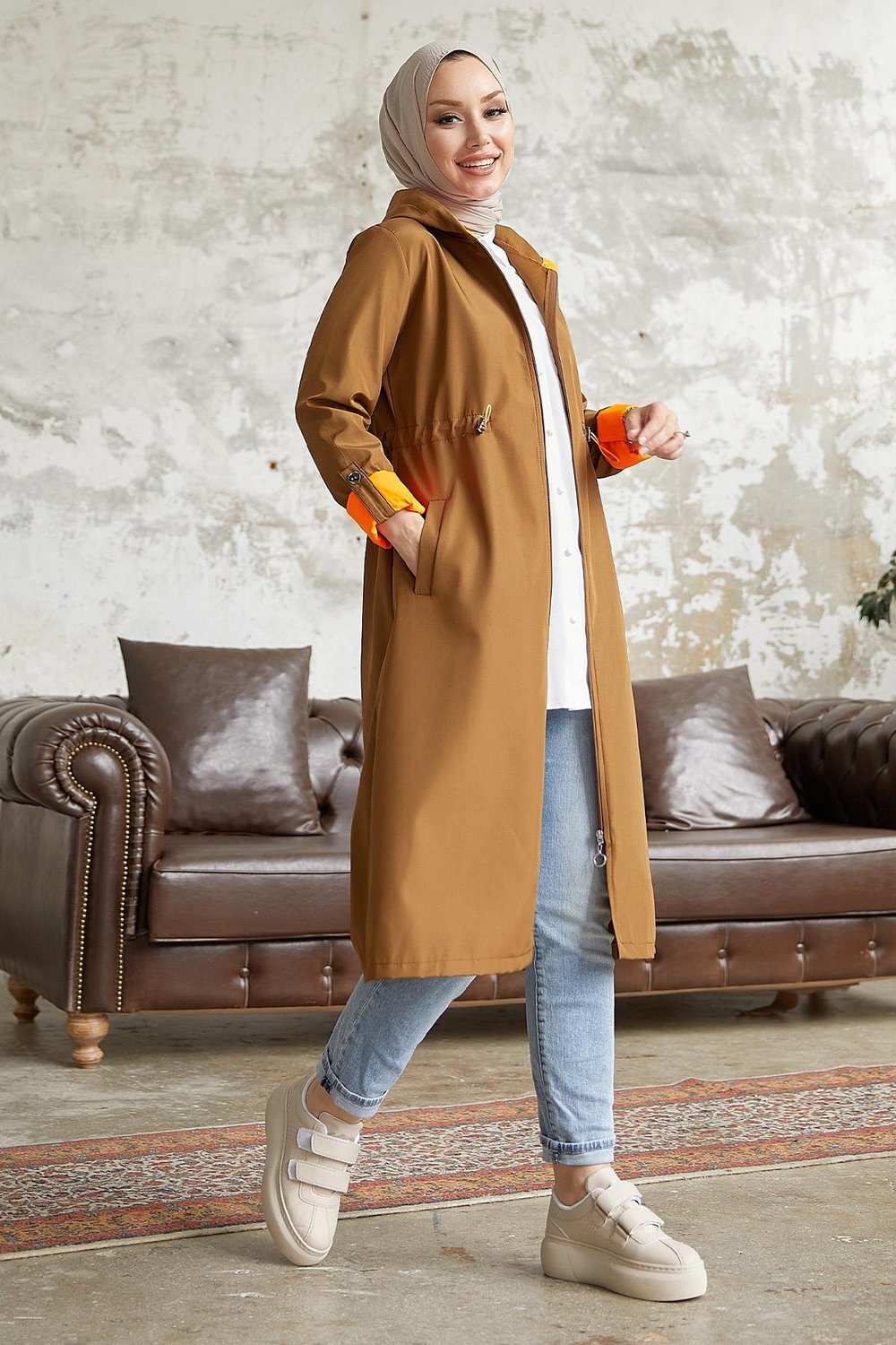 Beli Büzgülü Kapüşonlu Neon Trenç - Taba \ Turuncu