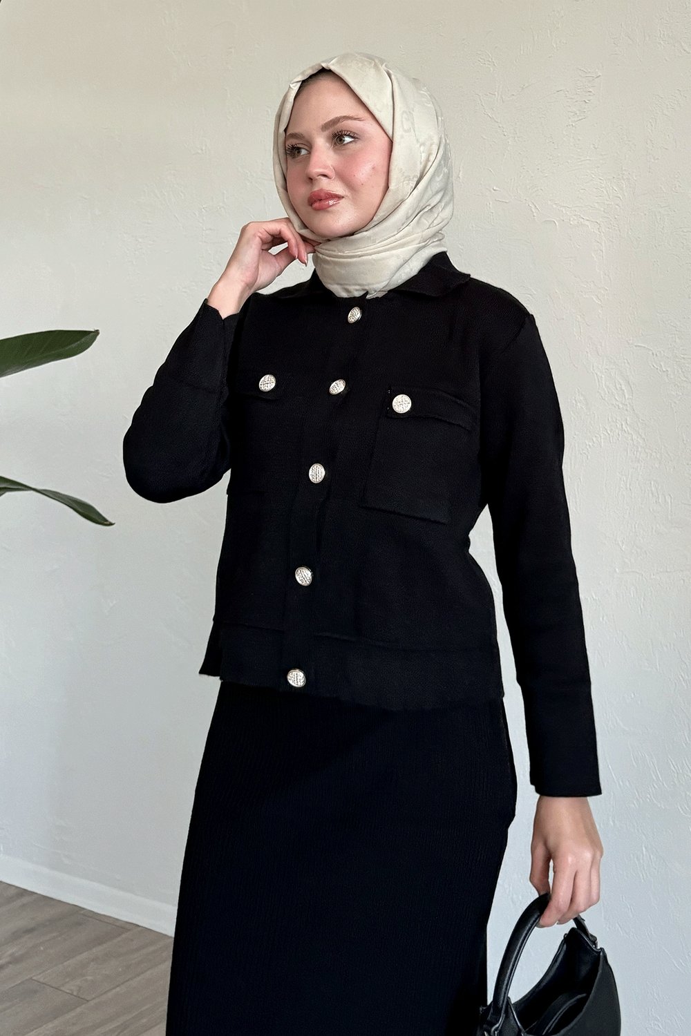 Etekli Ceketli Siyah Takım