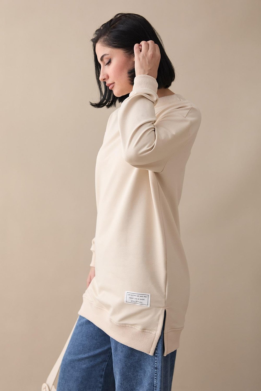 Etiket Detay Basic Bej Tunik