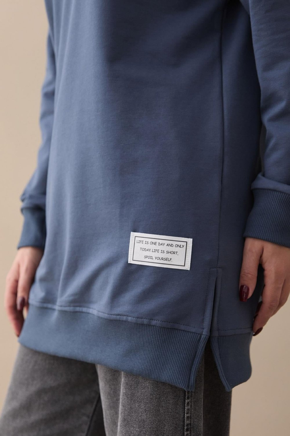 Etiket Detay Basic Gri Tunik