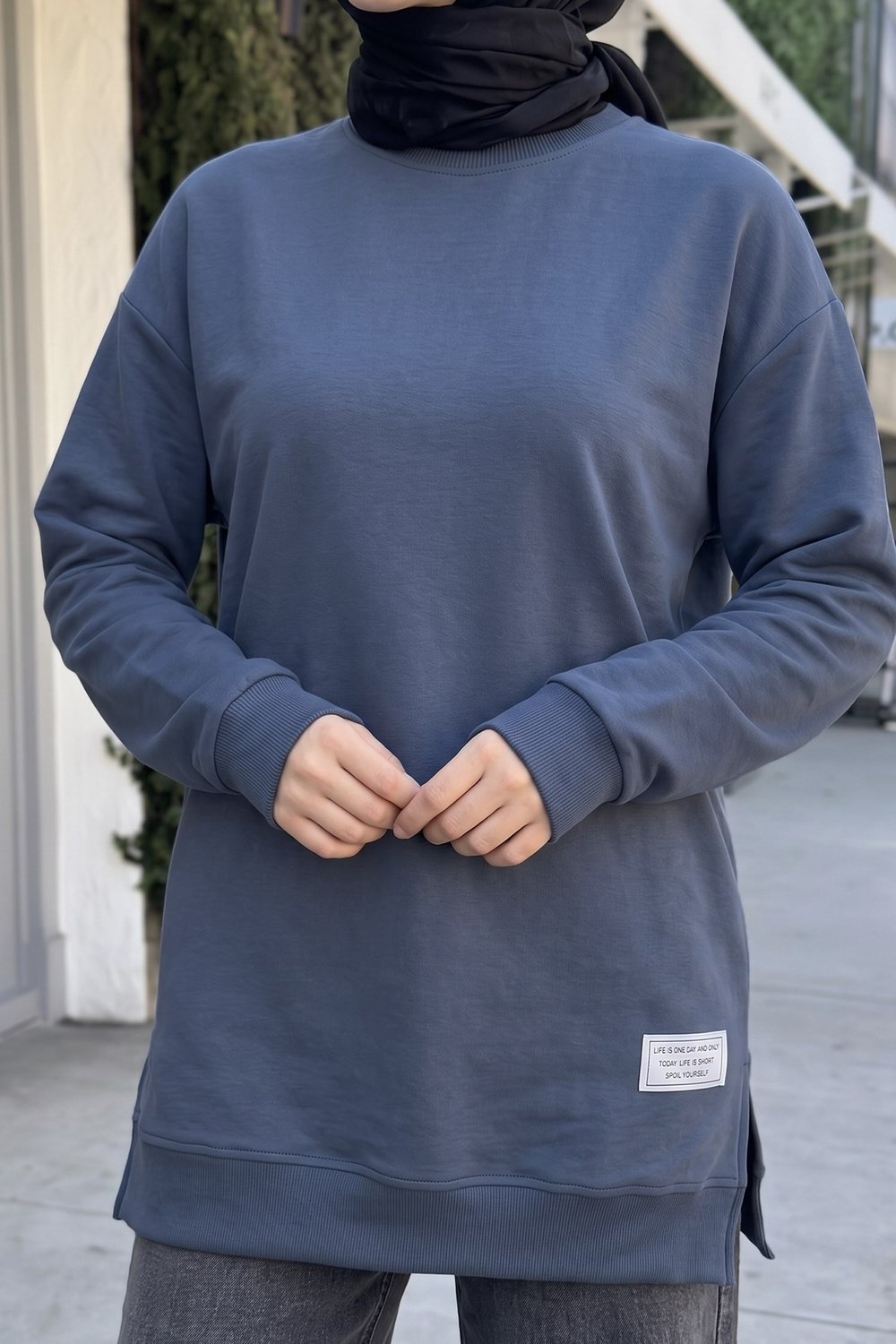 Etiket Detay Basic Gri Tunik