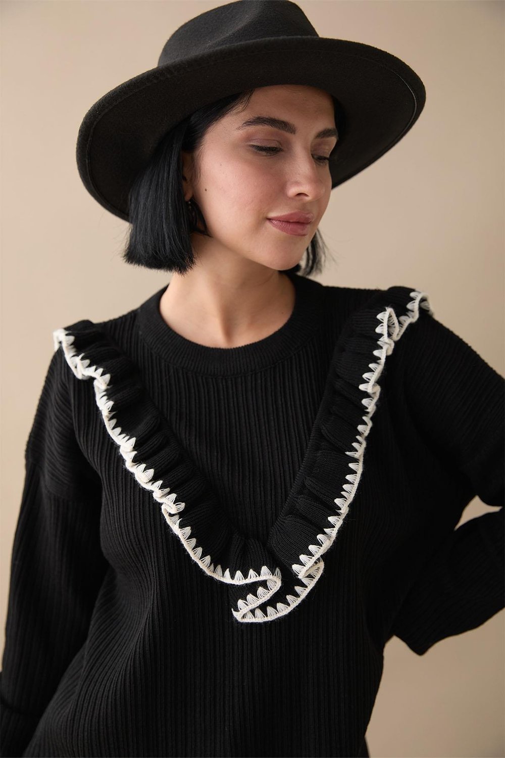 Ruffled Stitch Detail Black Knit Sweater