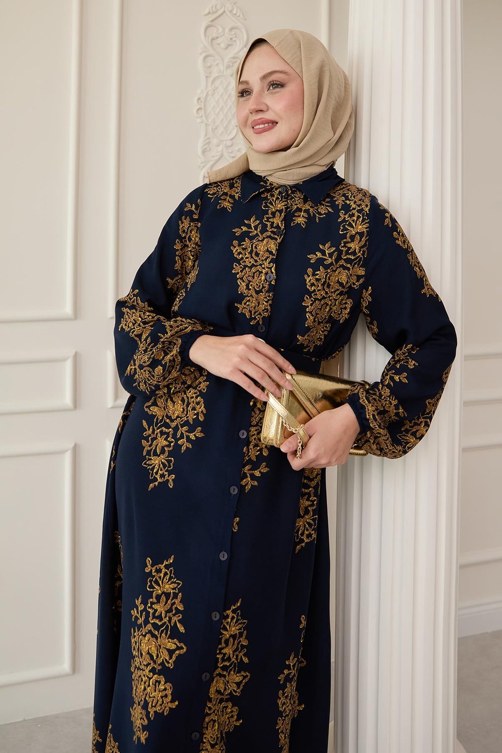 Gold Desenli Lacivert Viskon Elbise