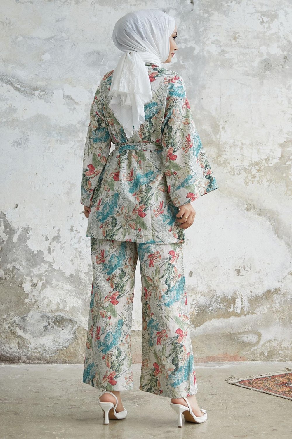 Kamelya Çiçek Desen Kimono Takım - Kırmızı
