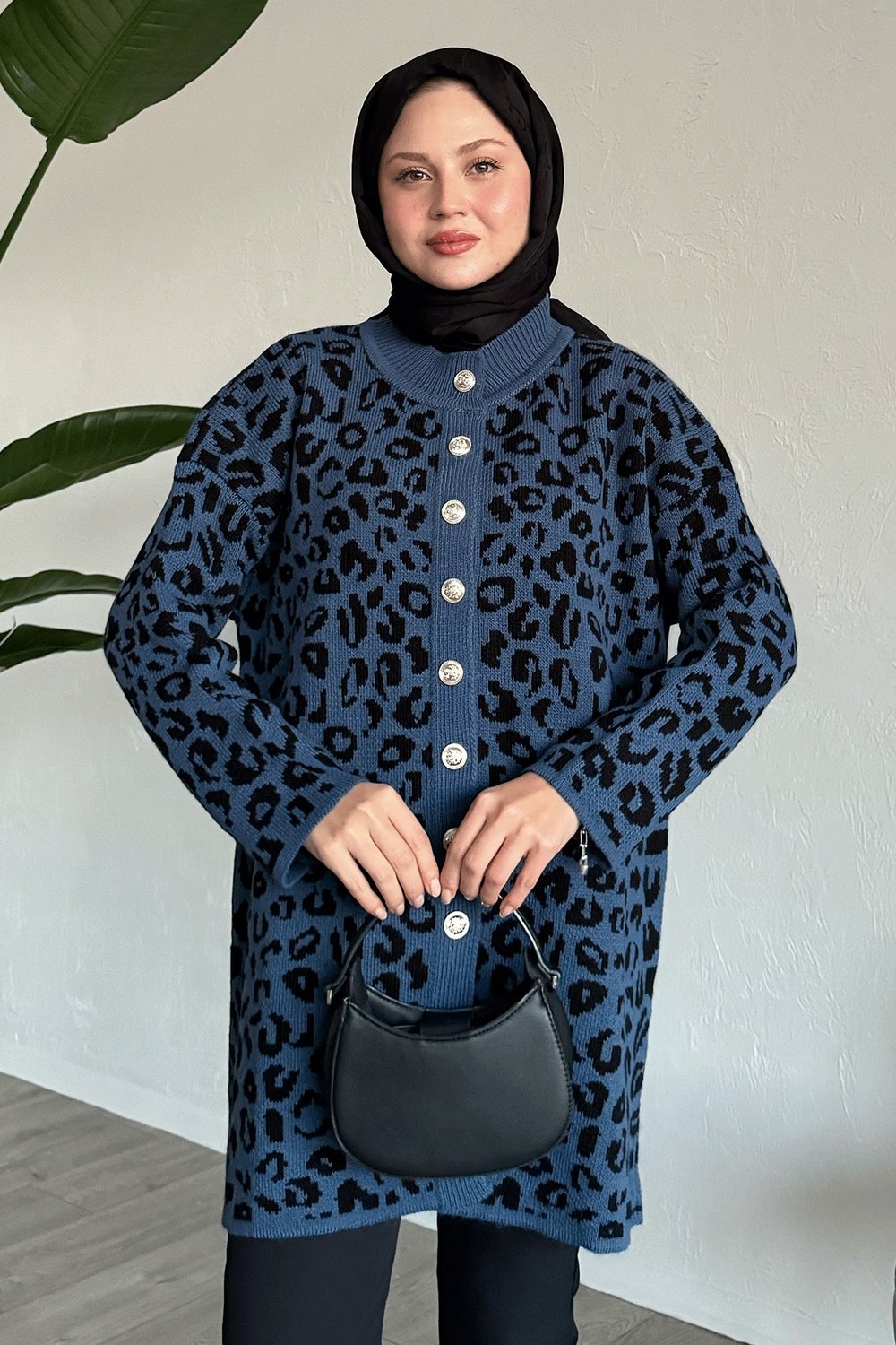 Leopard Print Buttoned Blue Cardigan