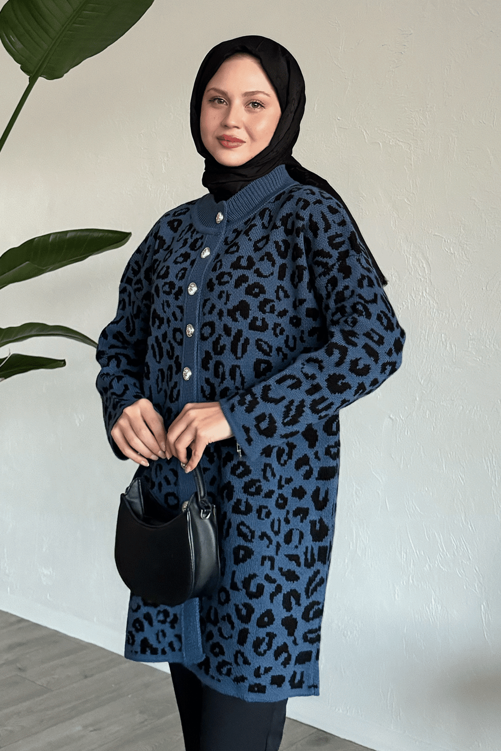 Leopard Print Buttoned Blue Cardigan