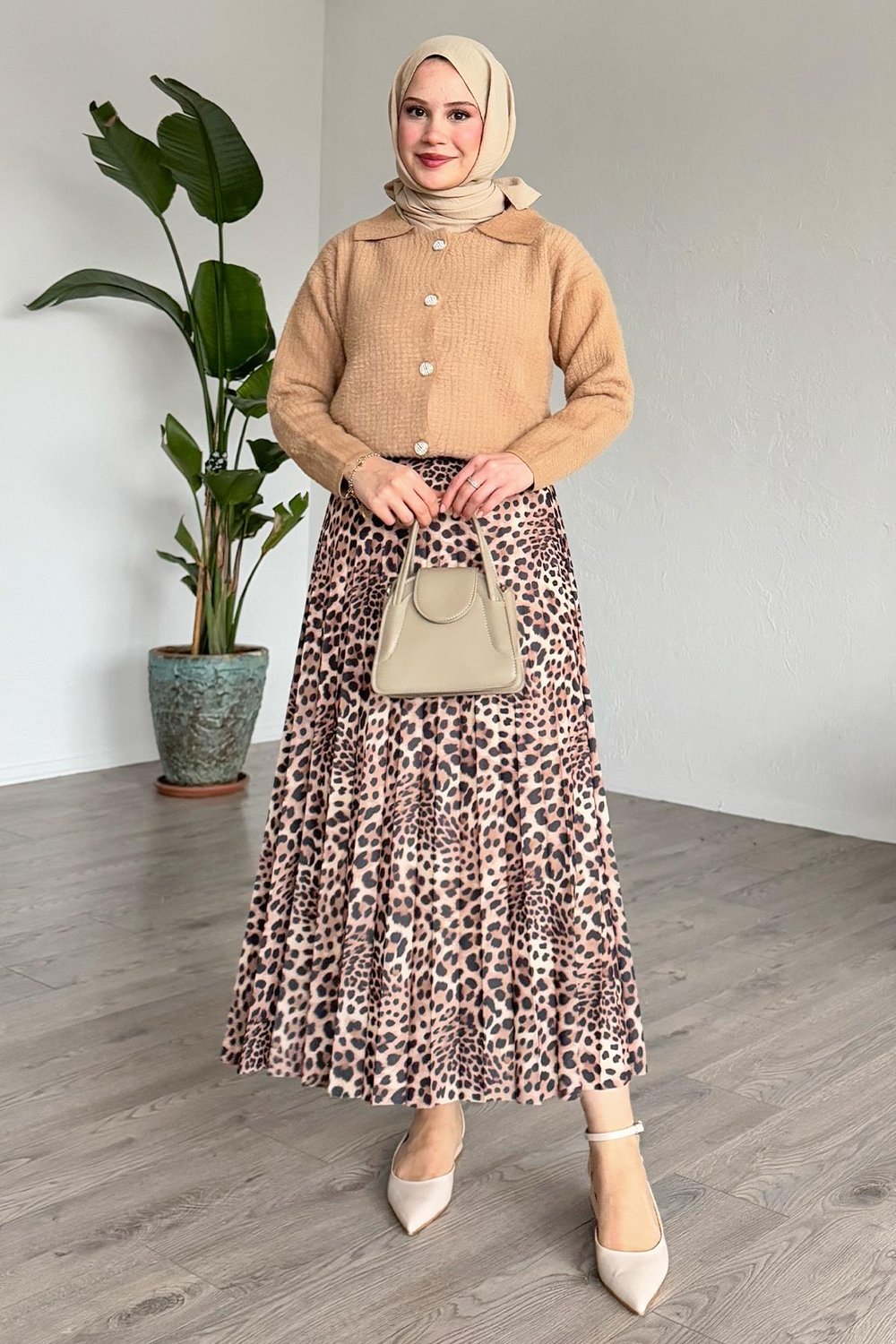 Leopar Desenli Piliseli Bej Etek