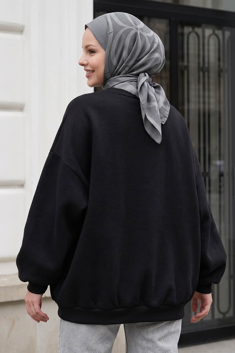 Şardonlu Basic Siyah Sweat