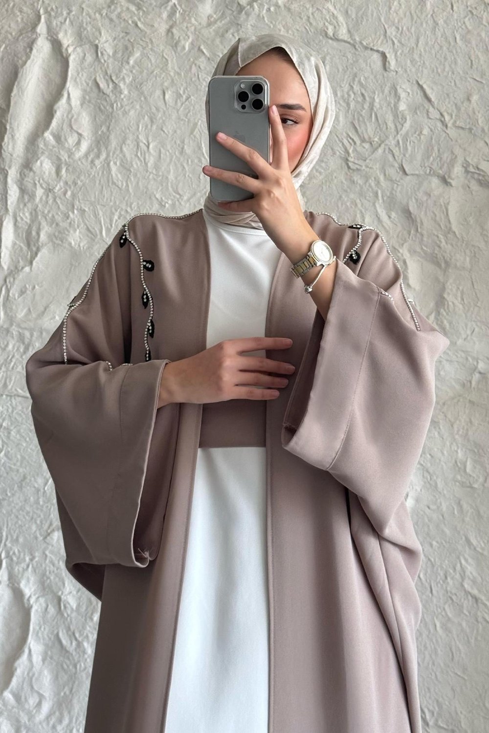 Sarmaşık Desen Taşlı Elbiseli Abaya Bej