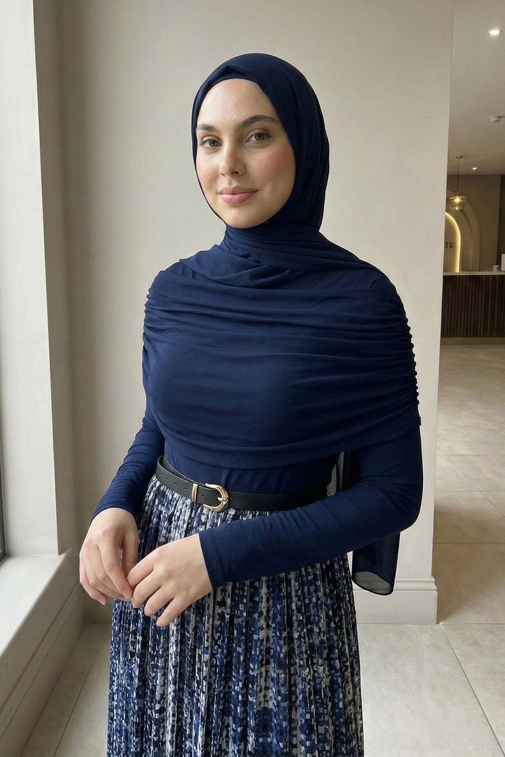Şifon Saten Kemerli Drapeli Lacivert Batik Desen Elbise