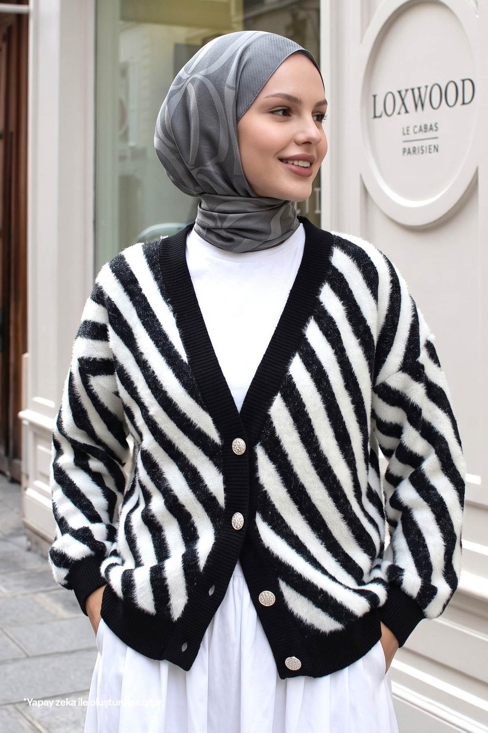 Feather Striped Short Black Knit Cardigan