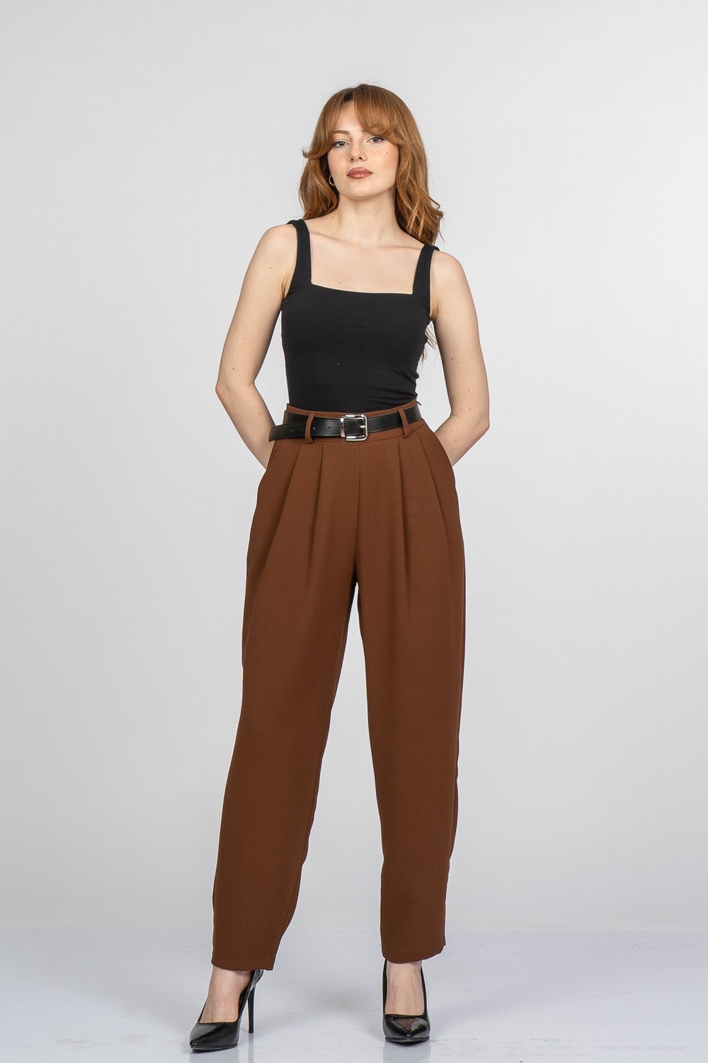 Monsere Beli Lastikli Yüksek Bel Dar Paça Kadın Pantolon