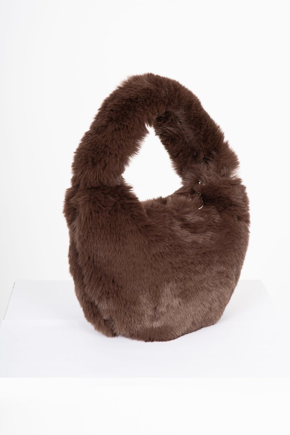 Roma Peluş Çanta C18