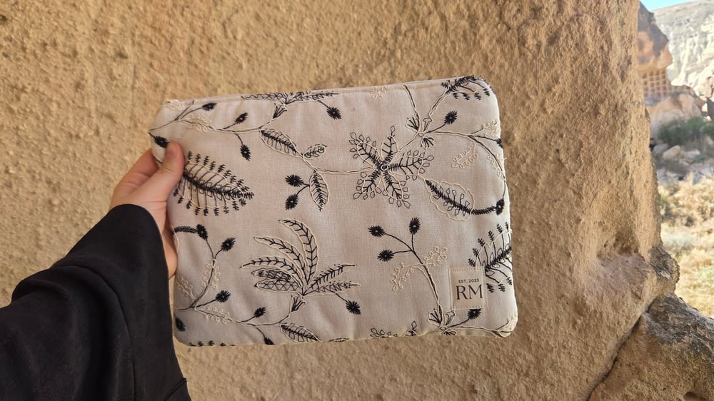 Fisto Tablet Çantası