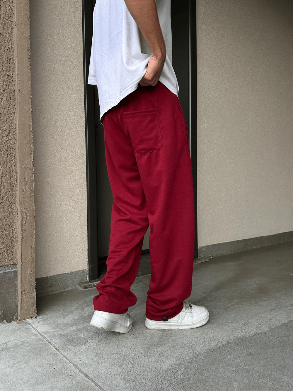 2 İPLİK KUMAŞ BAGGY KALIP PAÇA LASTİKLİ STW İÇİ DOLUMLU NAKIŞ EŞOFMAN ALTI KIRMIZI