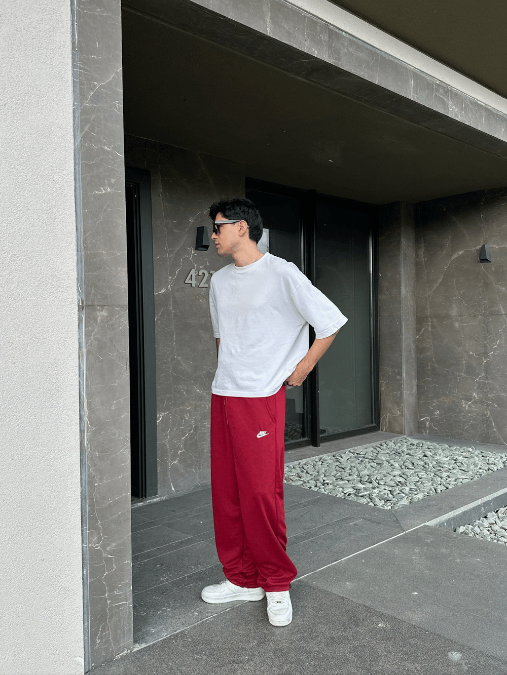 2 İPLİK KUMAŞ BAGGY KALIP PAÇA LASTİKLİ NK NAKIŞ EŞOFMAN ALTI KIRMIZI
