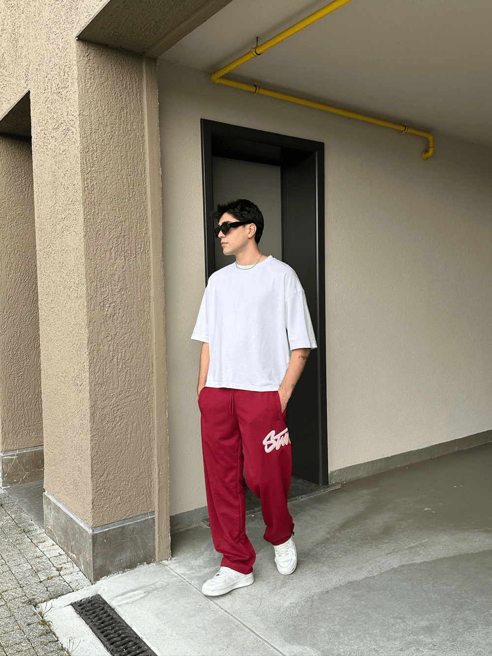2 İPLİK KUMAŞ BAGGY KALIP PAÇA LASTİKLİ STW İÇİ DOLUMLU NAKIŞ EŞOFMAN ALTI KIRMIZI