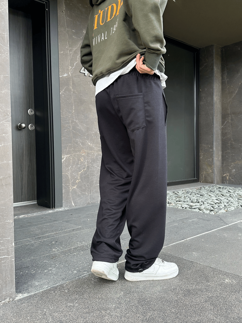 2 İPLİK KUMAŞ BAGGY KALIP PAÇA LASTİKLİ STW KABARTMA NAKIŞ EŞOFMAN ALTI SİYAH