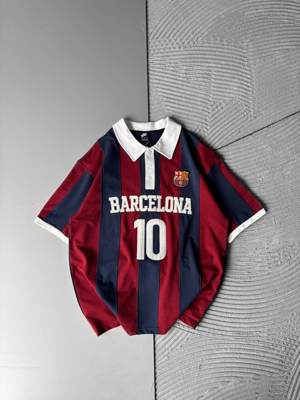 BARC 10 POLO YAKA OVERSİZE TSHİRT LACİ