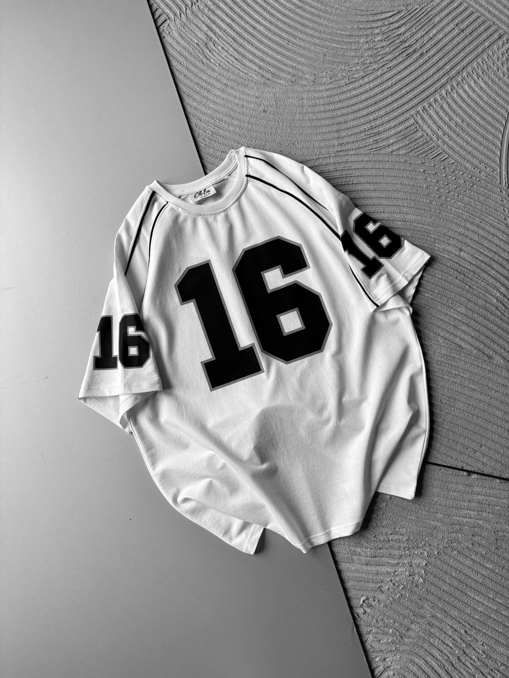 BISIKLET YAKA 16 BASKI OVERSIZE TSHIRT BEYAZ