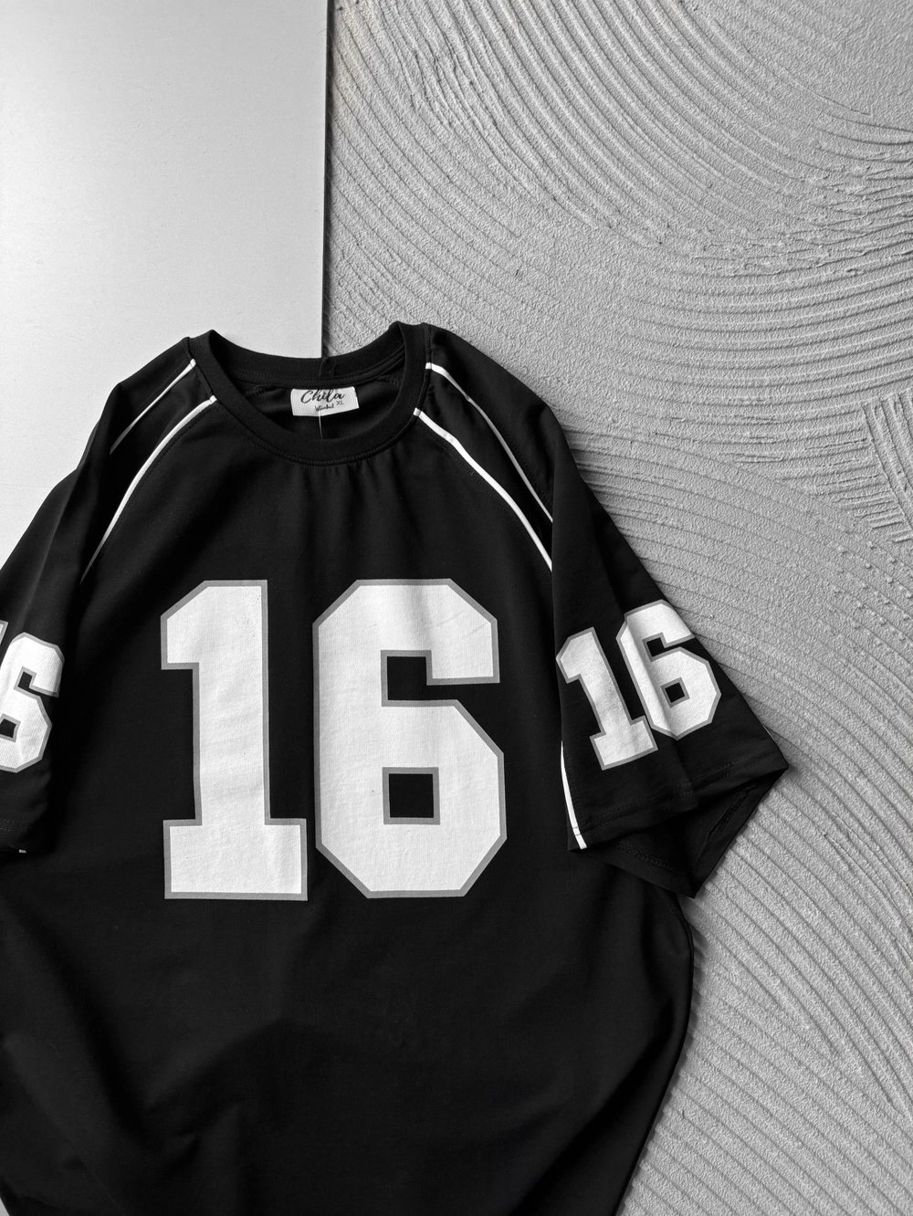 BISIKLET YAKA 16 BASKI OVERSIZE TSHIRT SİYAH