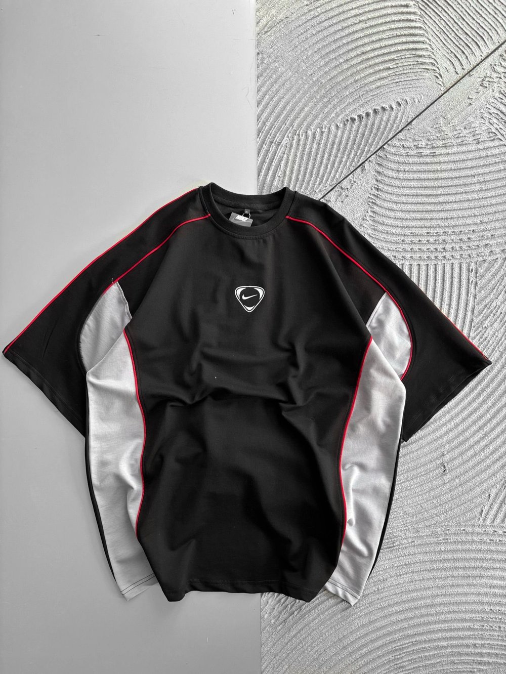 BISIKLET YAKA NK TN YANDAN PARÇALI OVERSIZE TSHIRT SİYAH