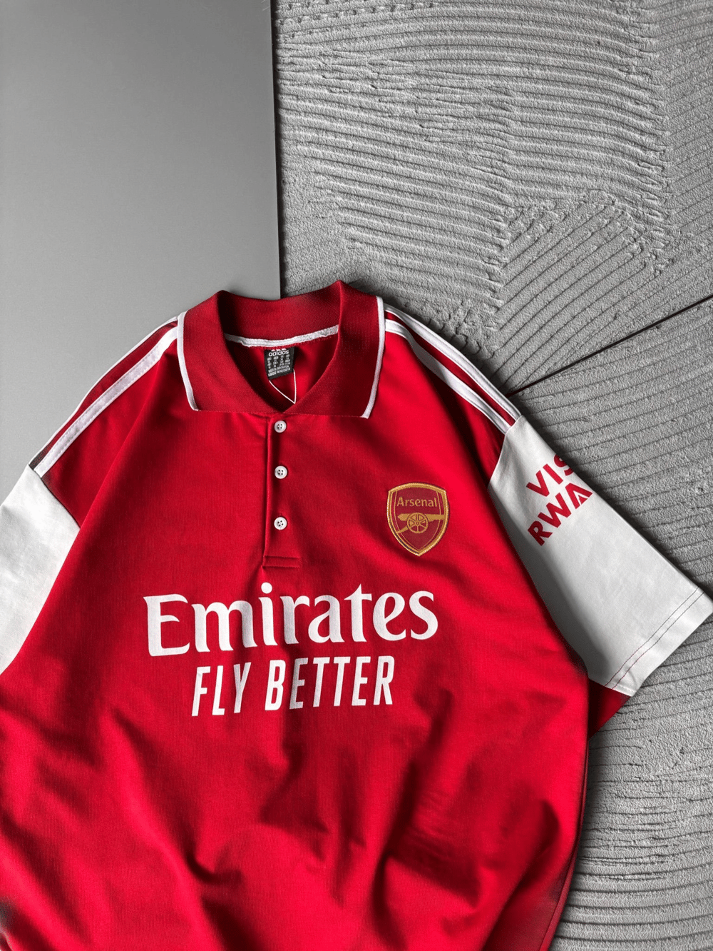EFSANE KIRMIZI POLO YAKA OVERSİZE TSHİRT