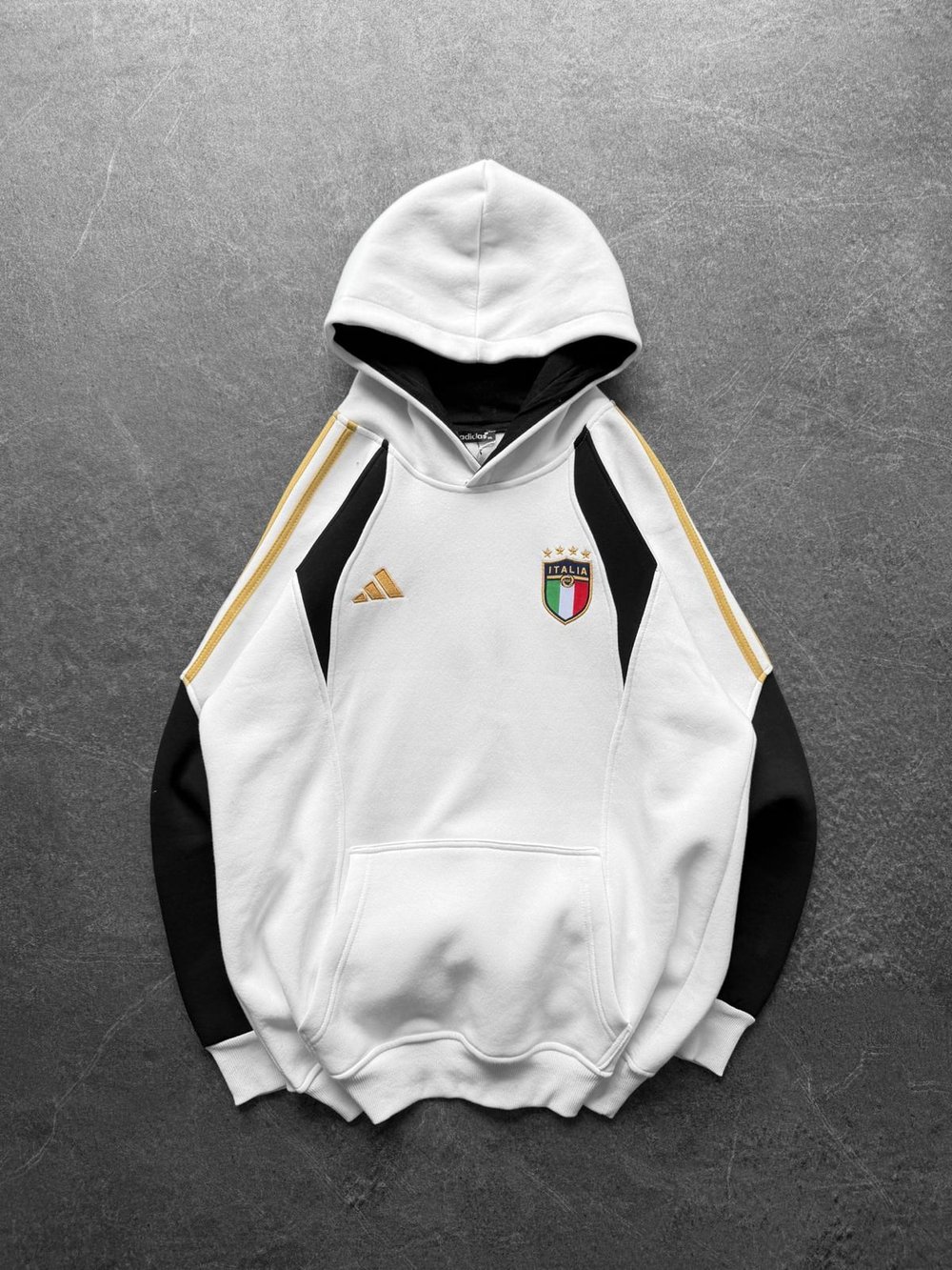 İTALY SERİTLİ 3 İPLİK KAPÜŞONLU SWEAT BEYAZ